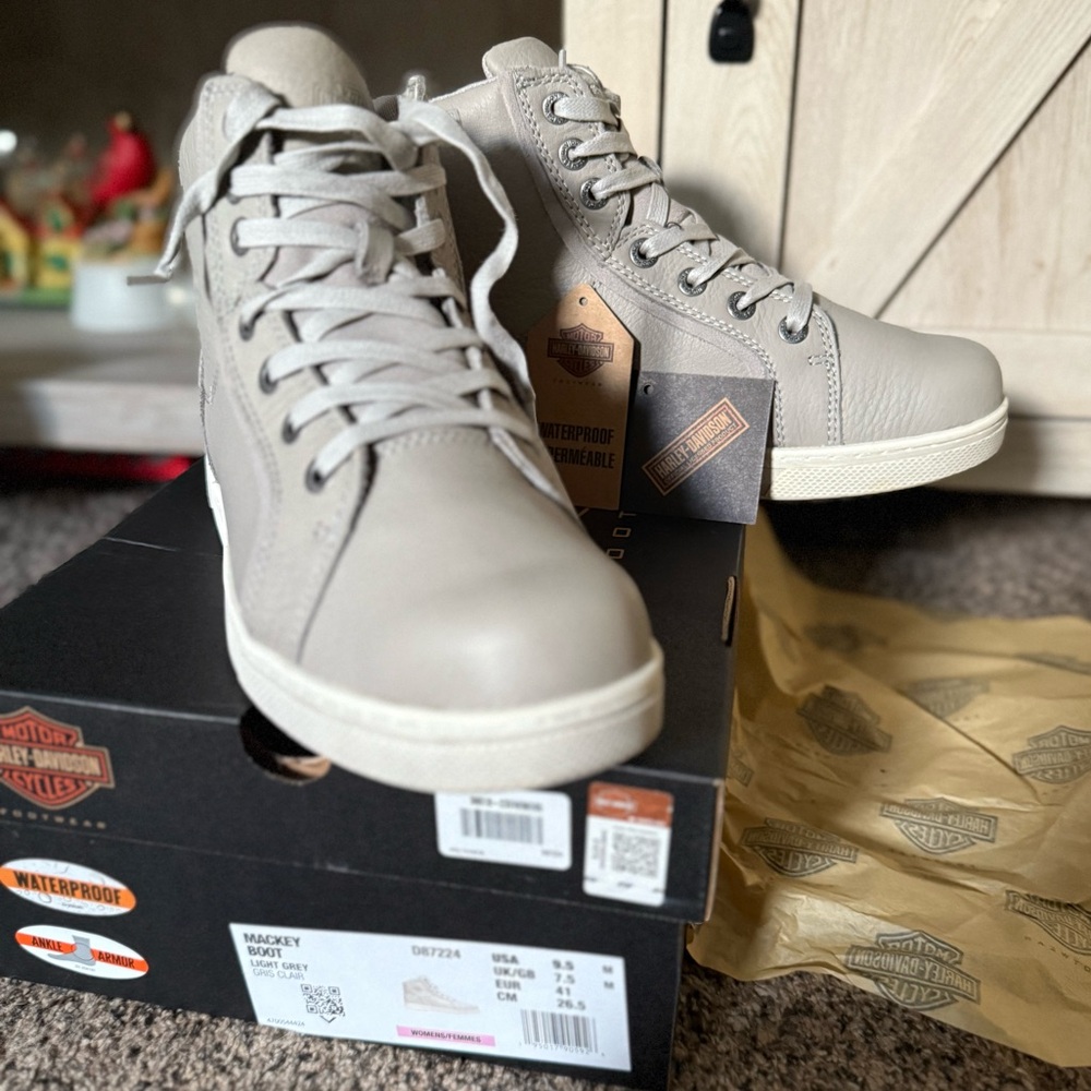 🏍️ BRAND NEW, NEVER WORN Harley-Davidson Women's RIDING Sneakers 🏍️
